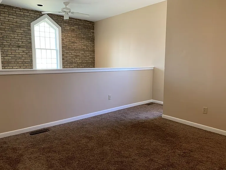 300 West Jefferson St — Photo 15