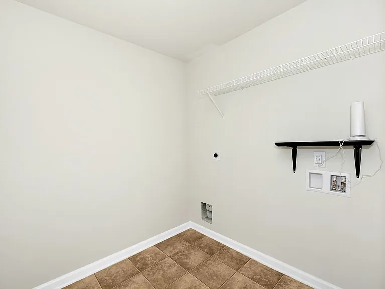 15385 Mill Valley Dr — Photo 9
