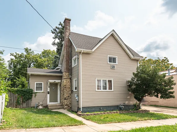 229 W Benton St, Aurora, IL 60506