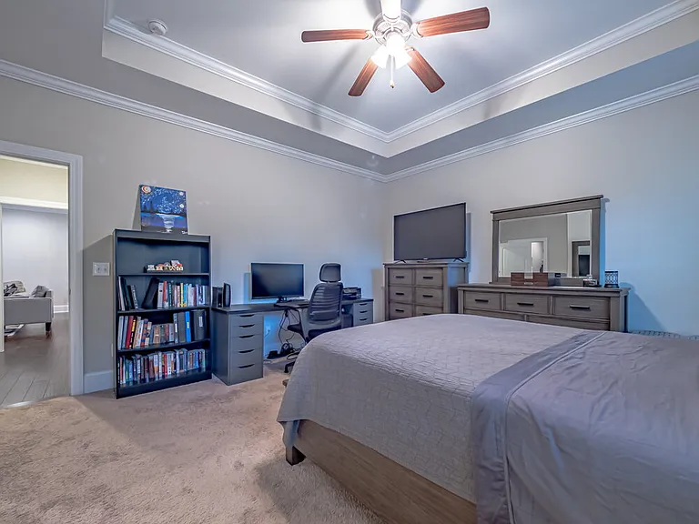 3057 Girard Dr — Photo 29