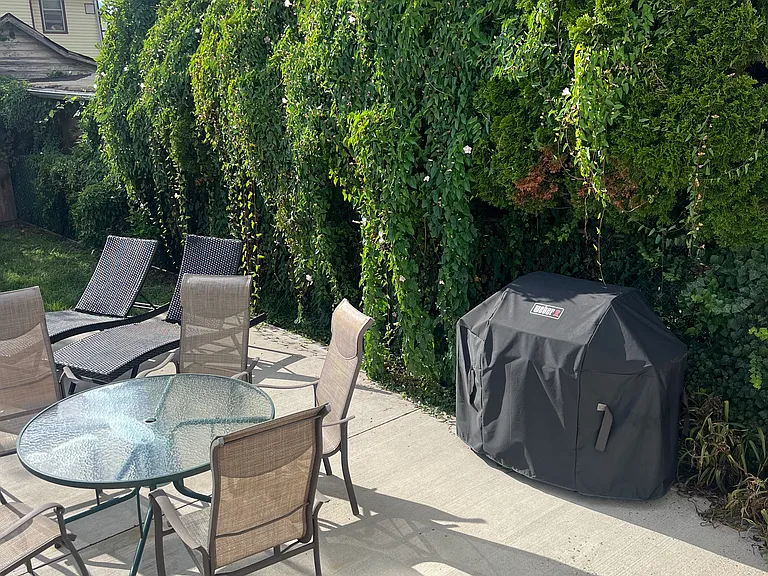28 N 22nd St — Photo 23