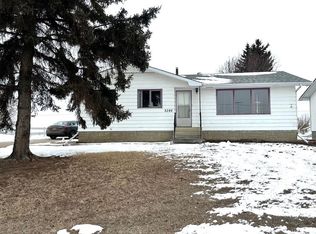 5240 S 50th Ave, Holden, AB T0B2C0