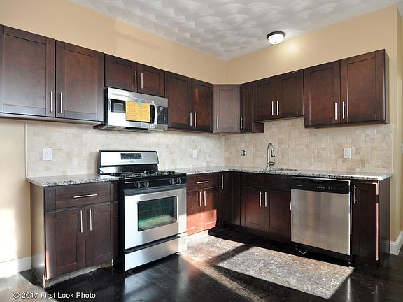 4th image of 14 10th St #2