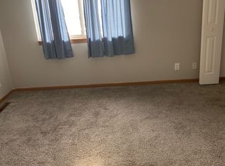 147 E Division St, Manteno, IL 60950