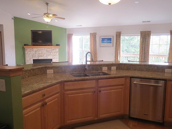 4th image of 6305 44th St Unit 136