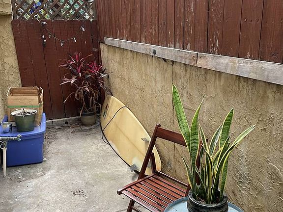 5th image of 4212 Maryland St APT 2