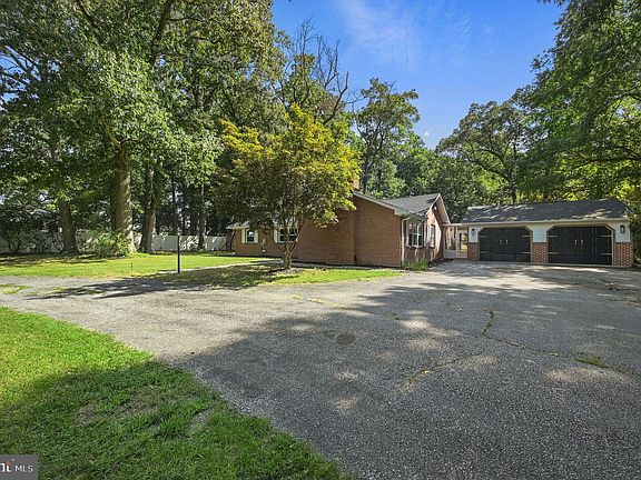 3rd image of 324 Raughley Hill Rd