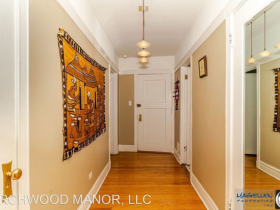4th image of 1237 W Jarvis Ave #8330931