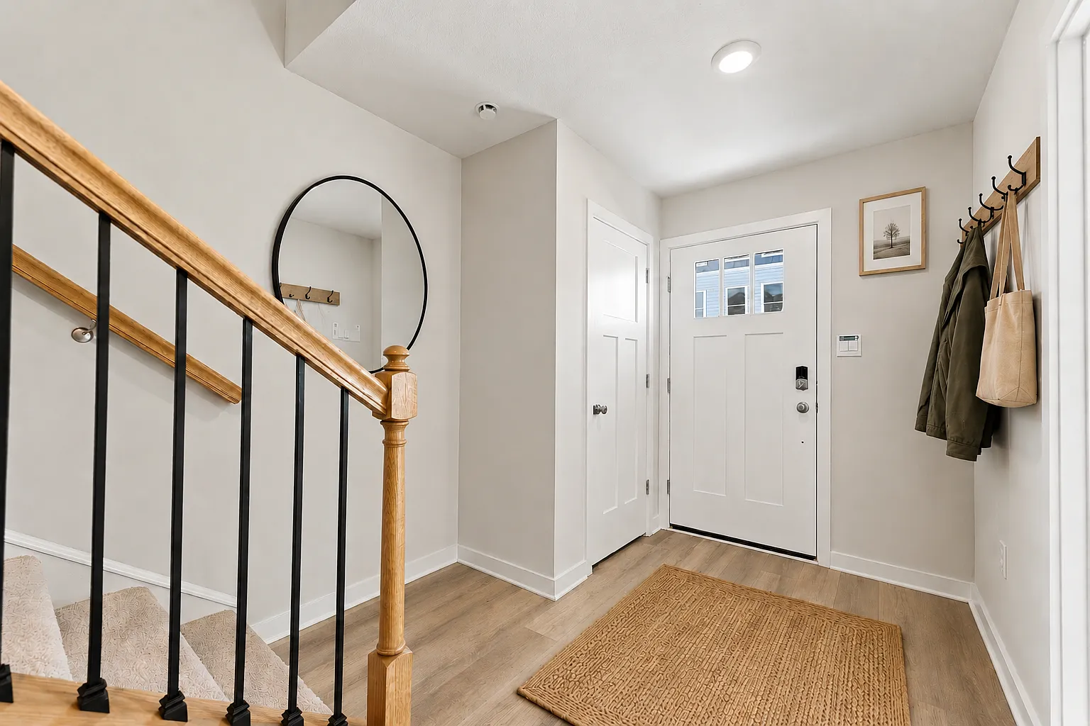 4 bed, 2.5 bath, 1760 sqft, $3,100 — Photo 3