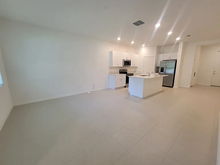 3328 Lapis Lake Dr — Photo 3