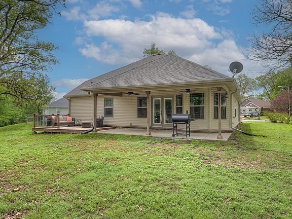 4th image of 211 N Saint Clair Court
