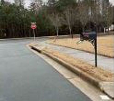 Exterior Neighborhood (street photo)