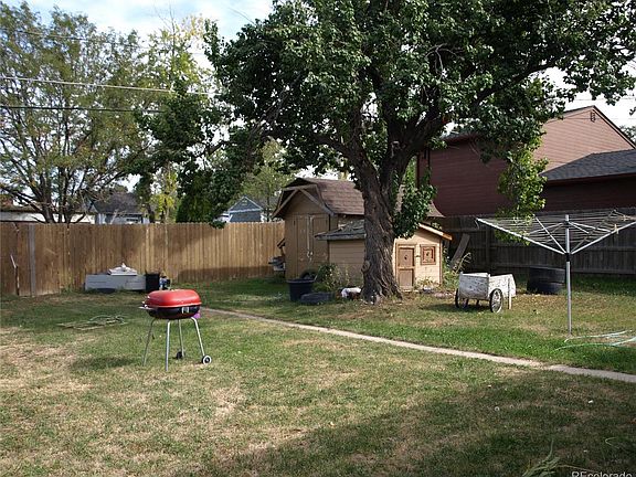 3rd image of 420 S Canosa Ct