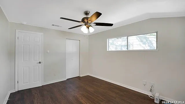 542 Thorain Blvd #1 — Photo 9