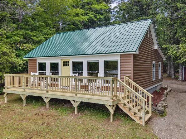 3 S Shore Road, Topsfield, ME 04490