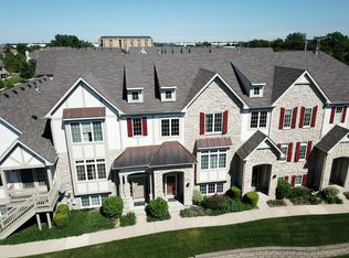 296 Sype Dr, Carol Stream, IL 60188