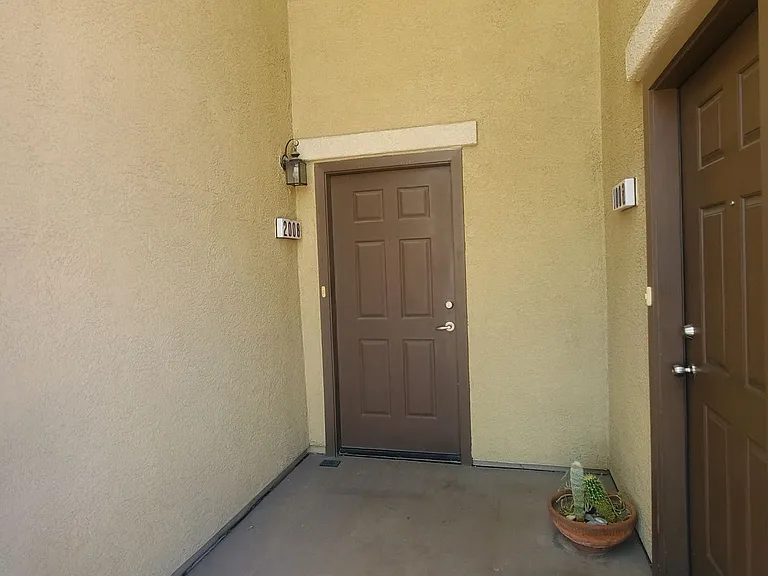 6868 Sky Pointe Dr #2008 — Photo 38