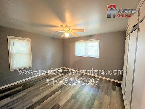 3rd image of 5657 N 58th St