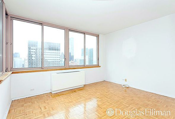 1st image of 235 E 40th St APT 37F