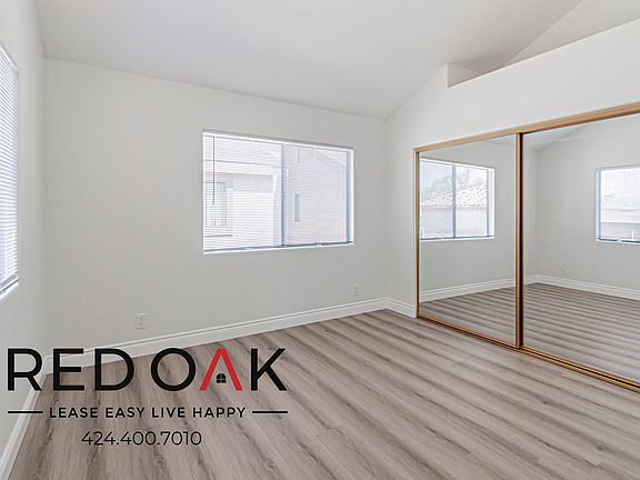 2nd image of 1250 W Gardena Blvd #6