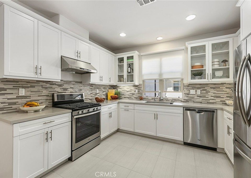 1st image of 586 S Casita St