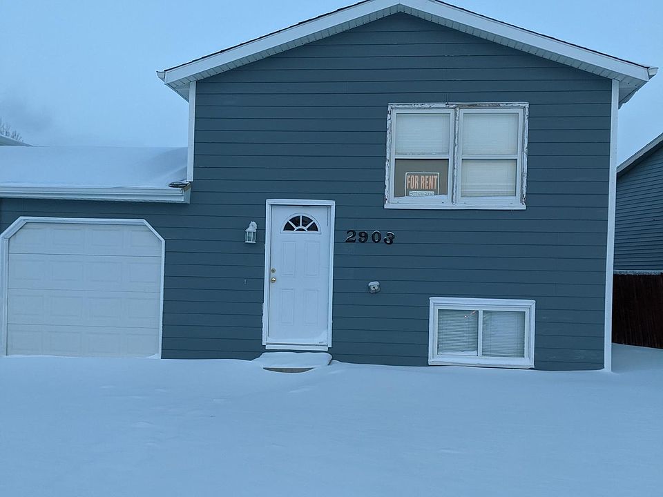 2nd image of 2903 Harder Dr
