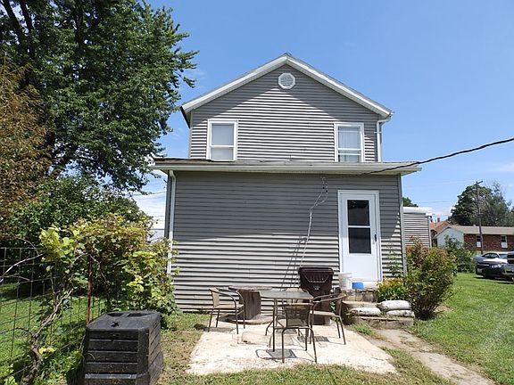 2nd image of 201 N Union St