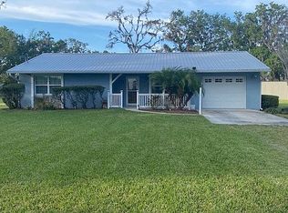 1102 W Keysville Rd, Plant City, FL 33567