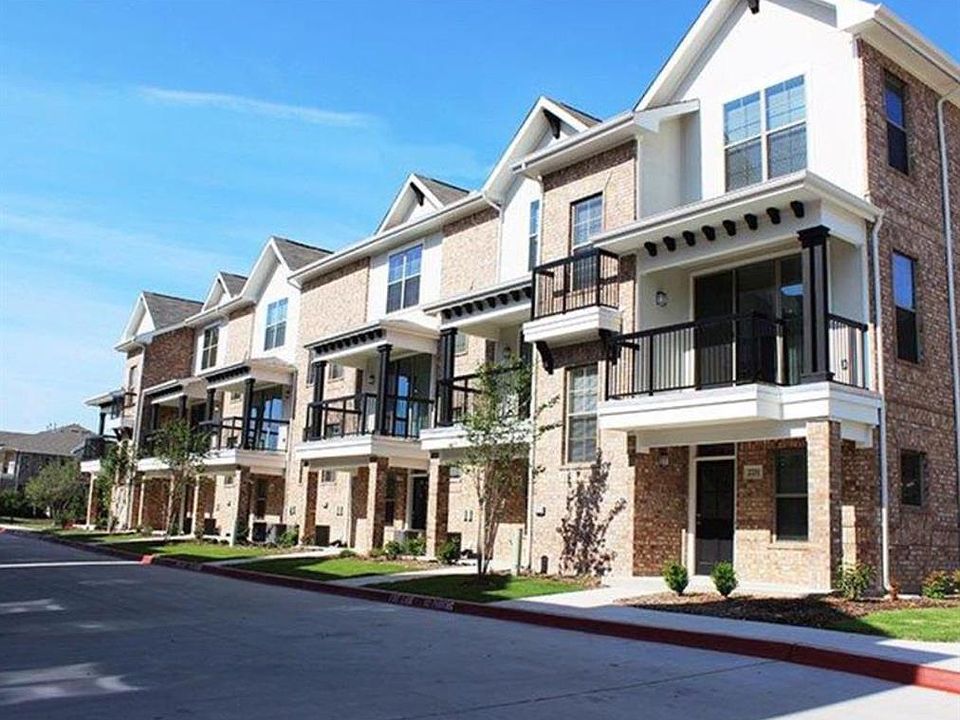 1st image of 1208 Periwinkle Ct