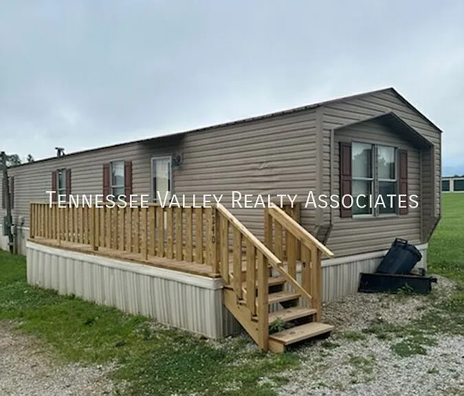 2240 Knoxville Hwy #2 — Photo 3