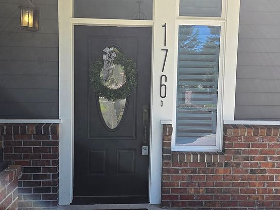 4th image of 176 Alderwood Dr