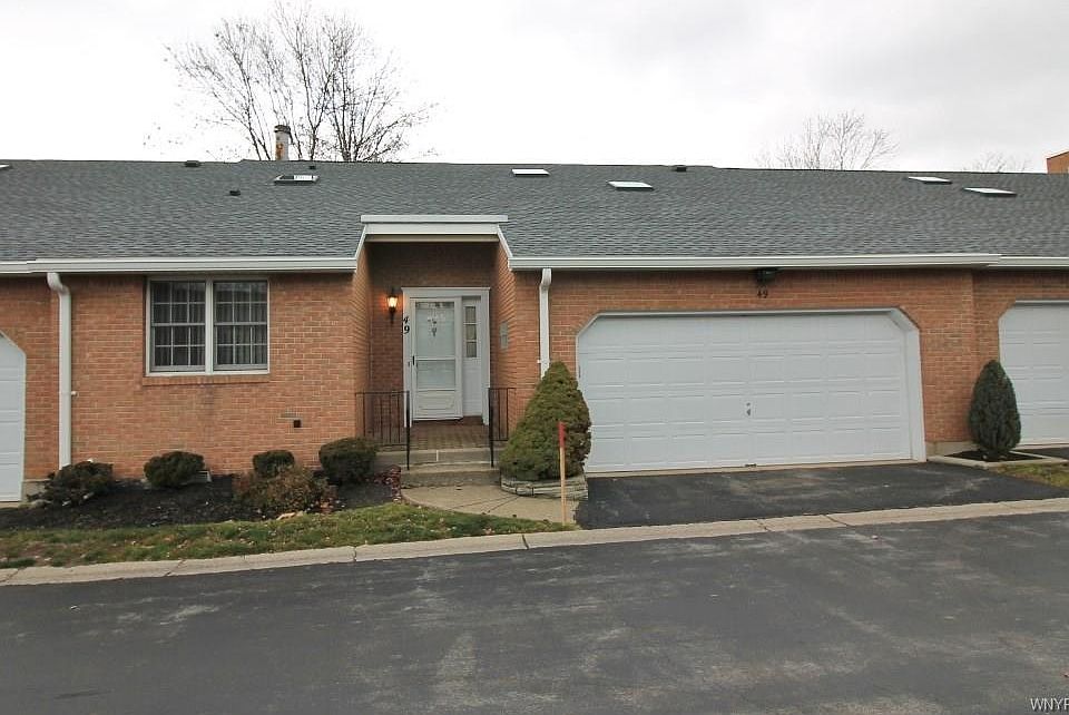 1st image of 49 Wellington Ct