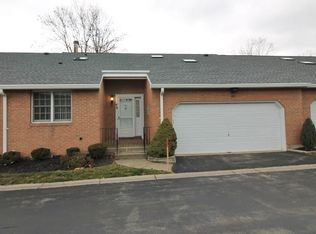 49 Wellington Ct, Williamsville, NY 14221