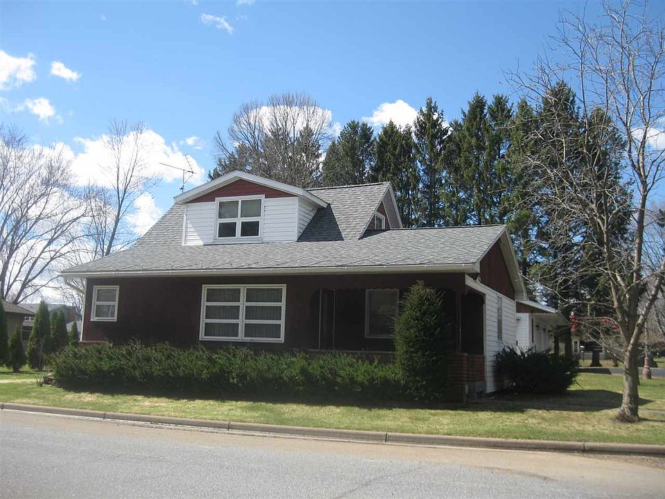 1st image of 425 Altenberg Ave