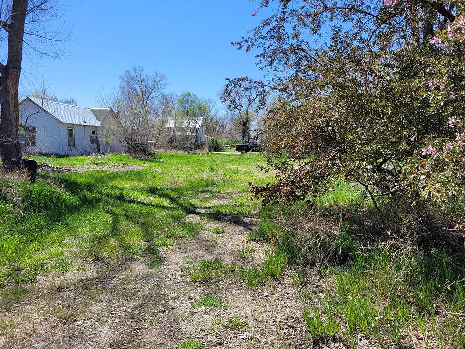 2nd image of 206 W Highway 26