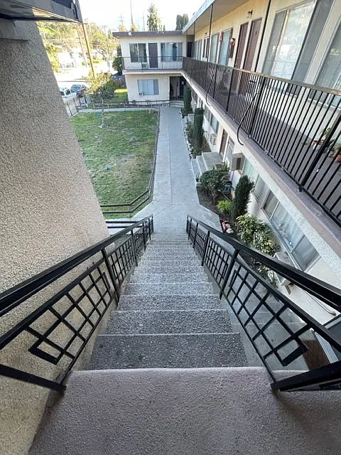 712 San Pascual — Photo 3
