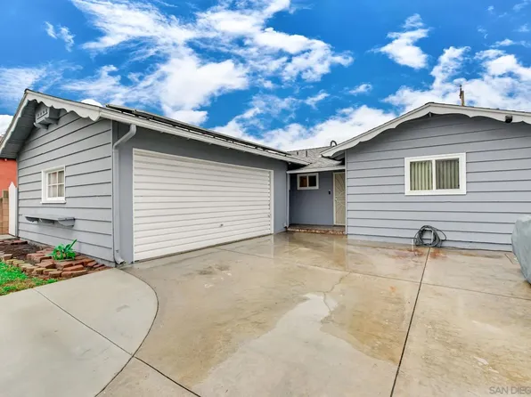 11518 205th St, Lakewood, CA 90715