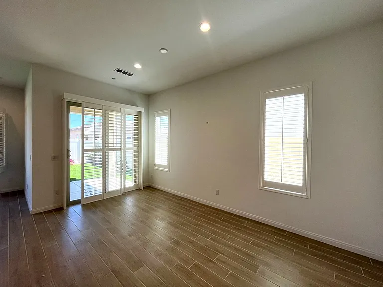 11918 Greenpeak St — Photo 14