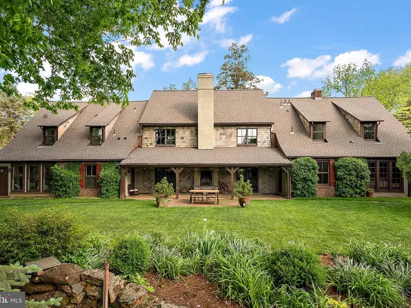7 Twaddell Mill Rd, Wilmington, DE 19807