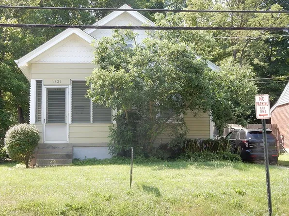 7831 Camargo Rd, Cincinnati, OH 45243