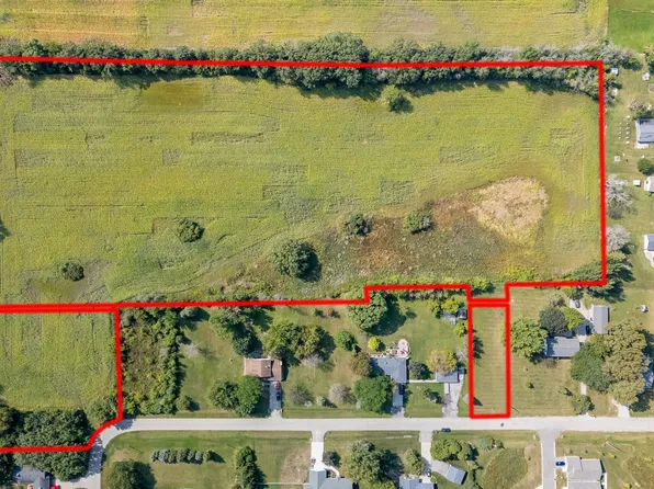 Linden Oaks Dr, Oshkosh, WI 54904