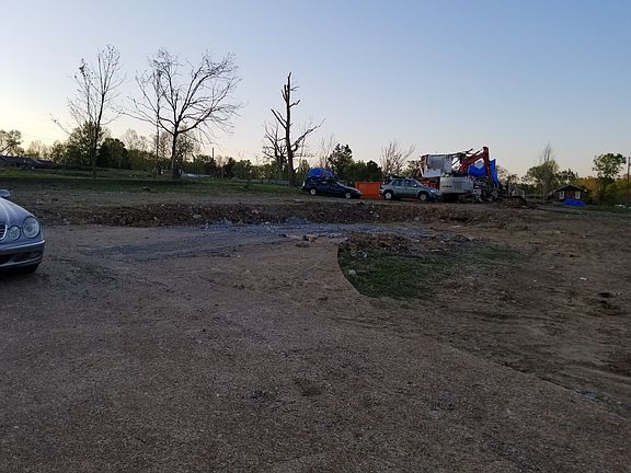 2nd image of 125 Catalpa Dr Lot 22