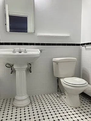 Rented by Aurous Realty LLC | media 6