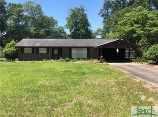 261 Pine Ridge Dr, Ellabell, GA 31308