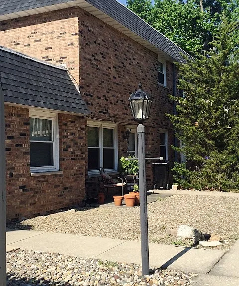 203 S Regency Dr #2A — Photo 11