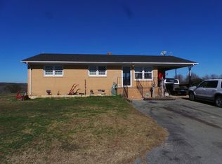 265 Wren Wray Rd, Blacksburg, SC 29702