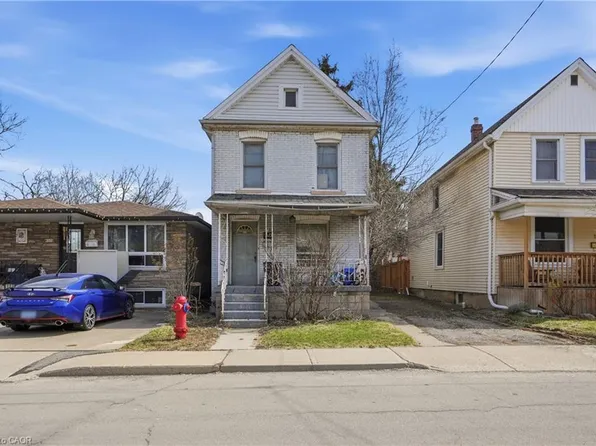 250 Rosslyn Ave N, Hamilton, ON L8L 7R1