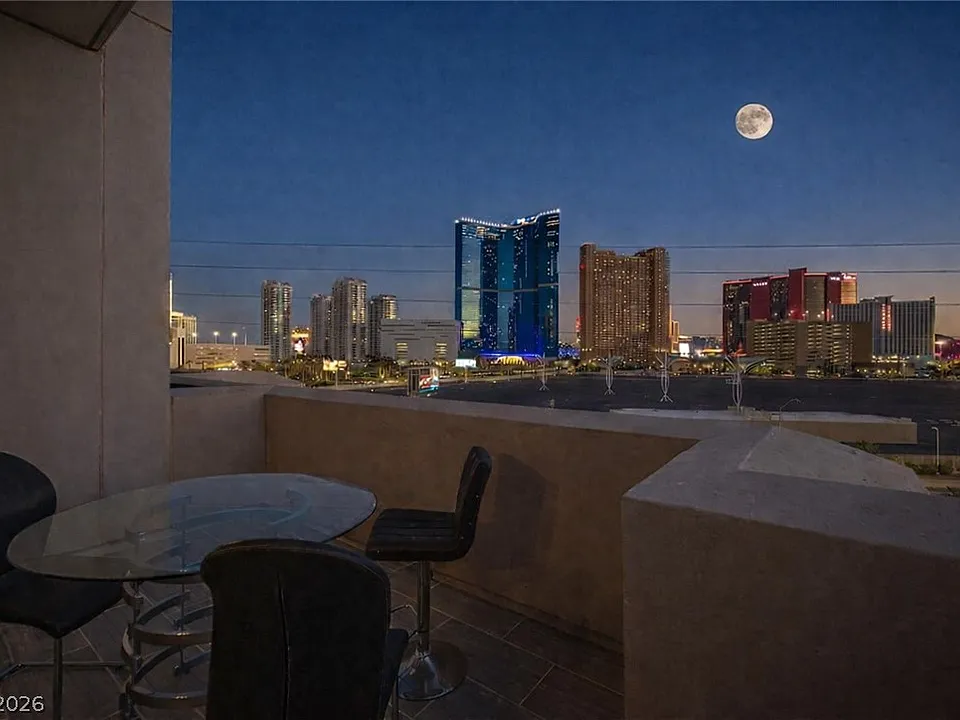200 W Sahara Ave #501