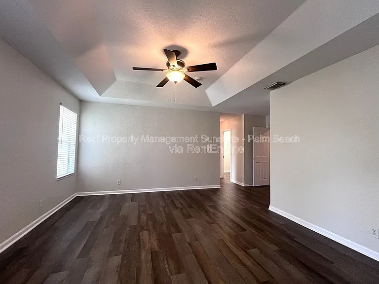 6786 Aliso Ave — Photo 20