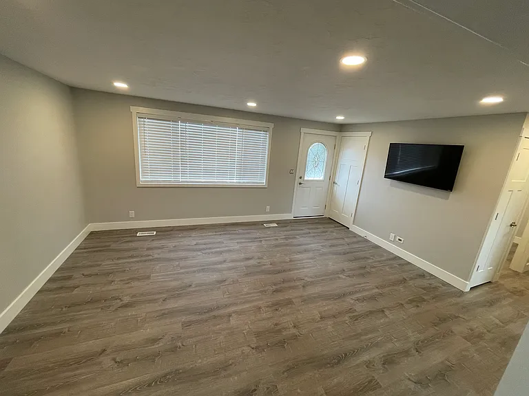 578 N 660 W — Photo 20